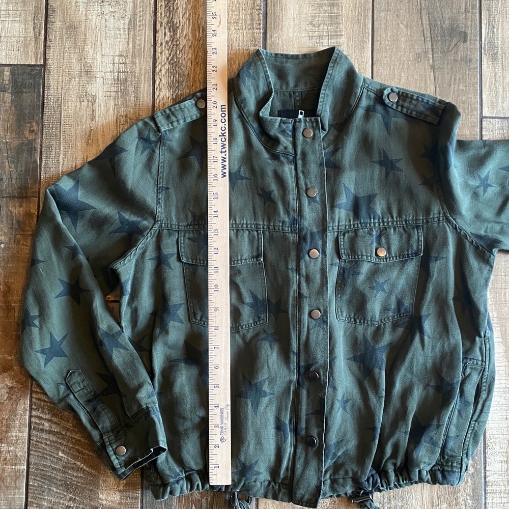 REVOLVE Rails Collins Military Jacket in Sage with Black Stars - Picture 14 of 16